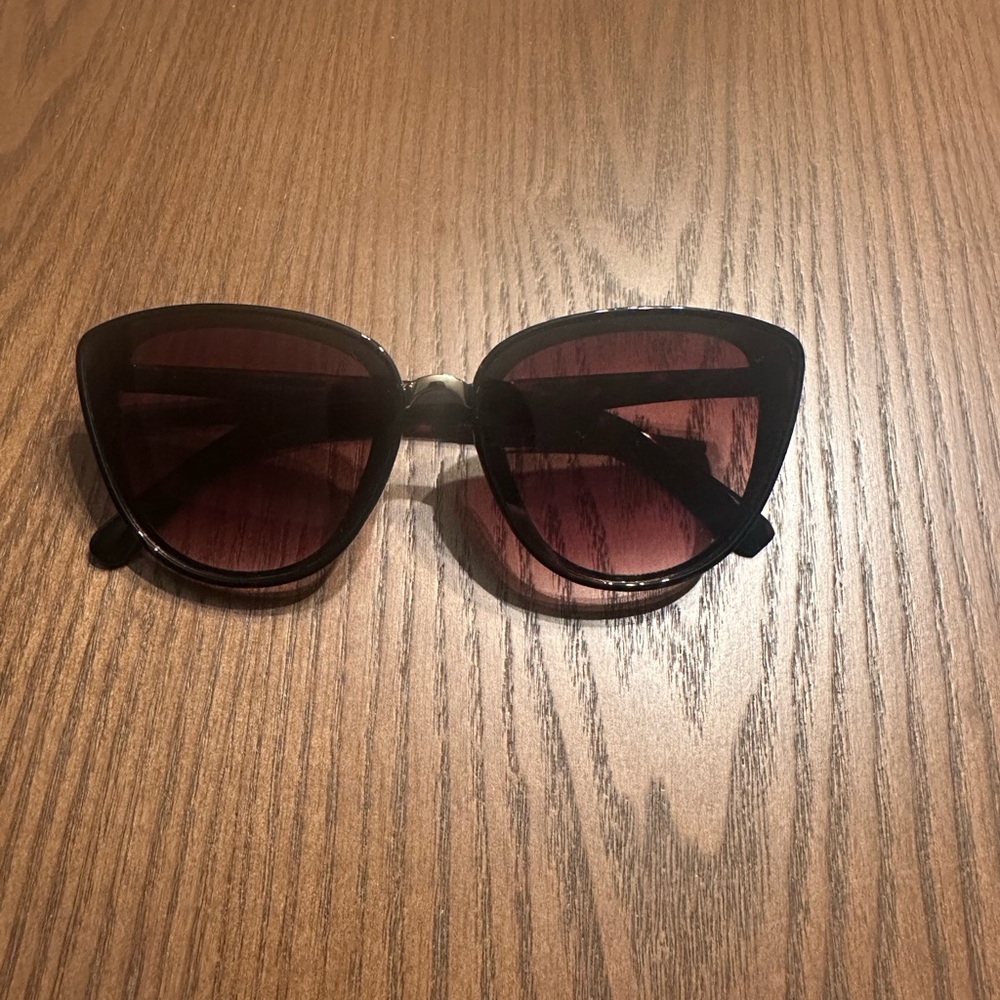 Cat eye Sunglasses